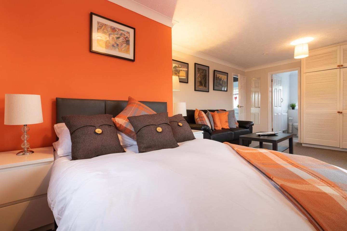 St Anne'S Serviced Accommodation - Bicester Oxfordshire ภายนอก รูปภาพ
