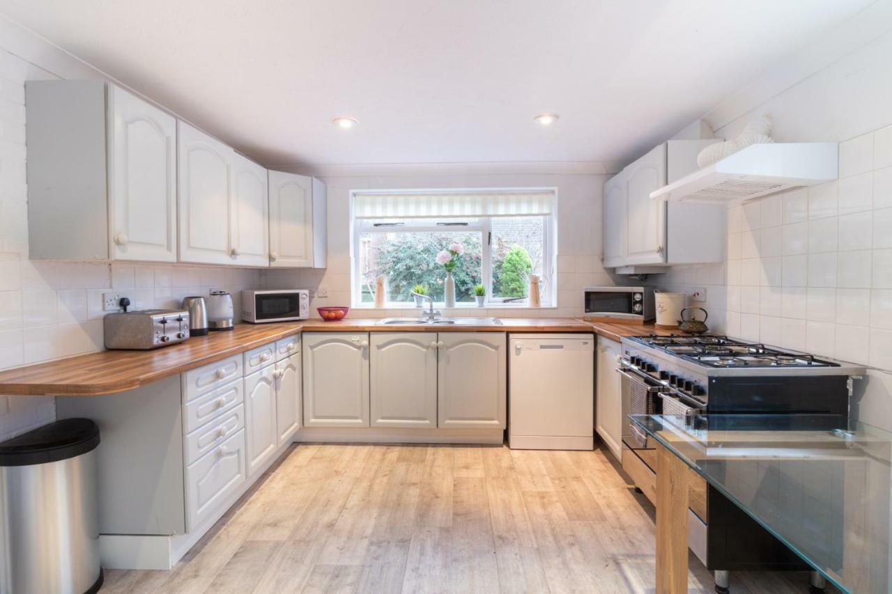 St Anne'S Serviced Accommodation - Bicester Oxfordshire ภายนอก รูปภาพ