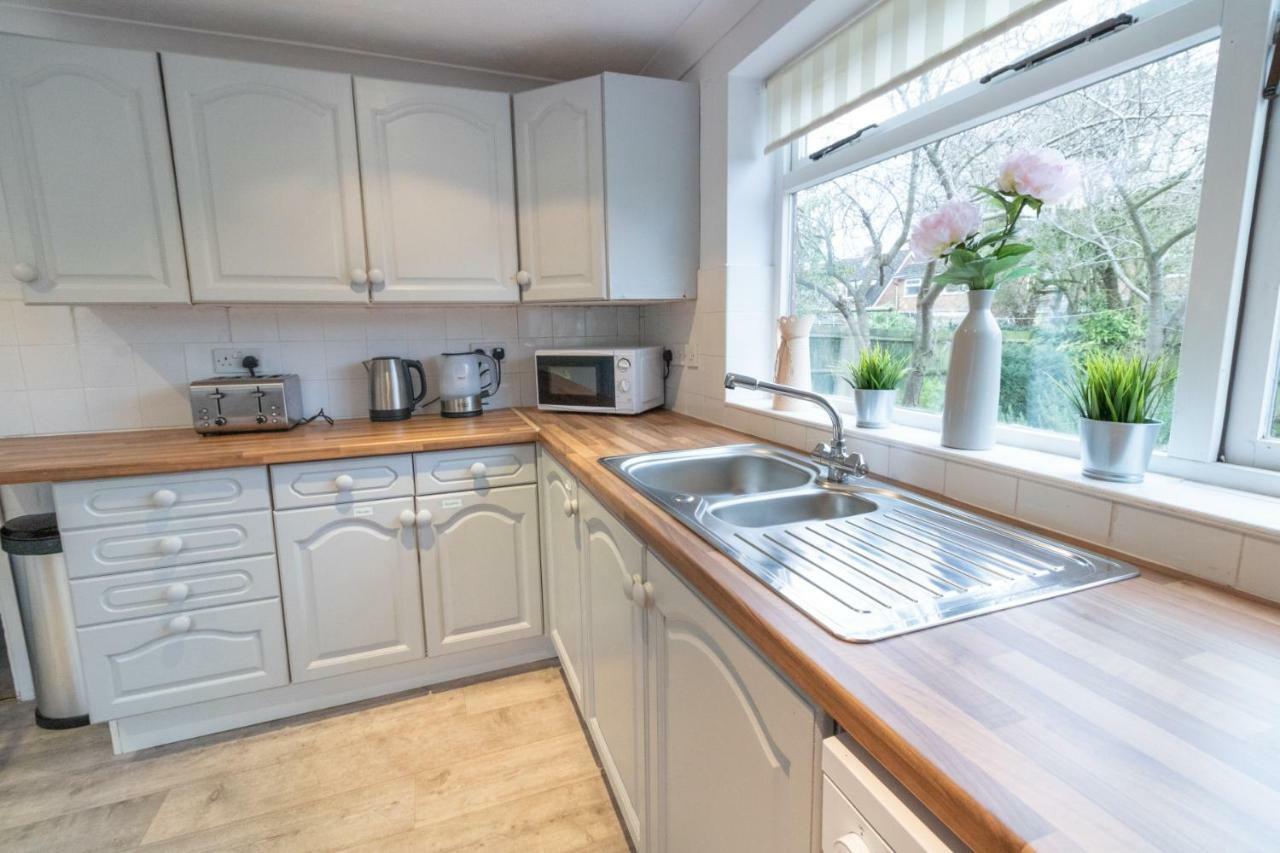 St Anne'S Serviced Accommodation - Bicester Oxfordshire ภายนอก รูปภาพ