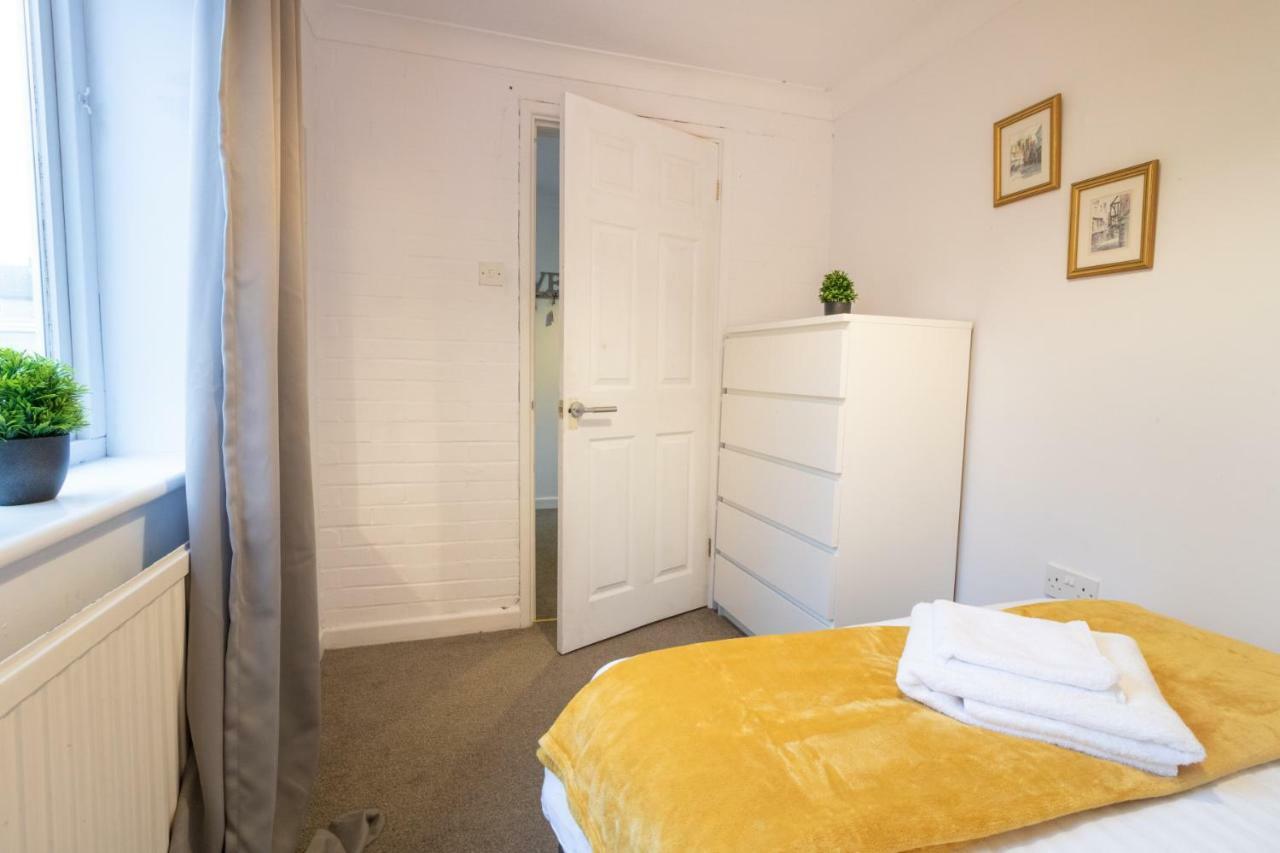 St Anne'S Serviced Accommodation - Bicester Oxfordshire ภายนอก รูปภาพ